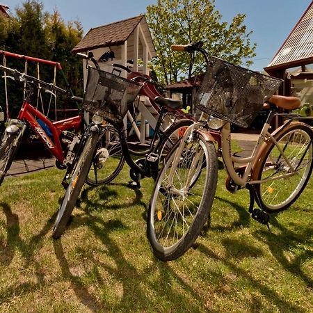 Pokoje Goscinne Matiz Karwia Kültér fotó